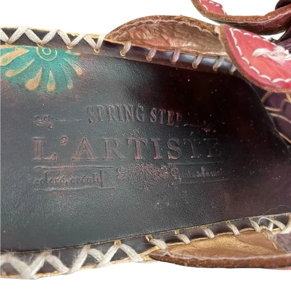 Floral Embellished Leather Sandals - Picture 6 of 6